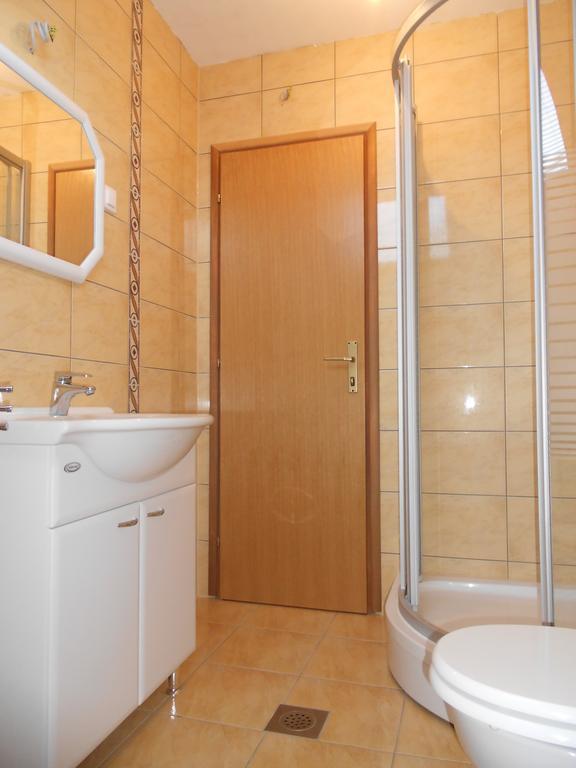 Apartment Gotovina بيوغْغاد نا موغو الغرفة الصورة