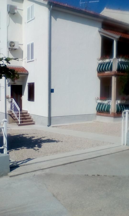 Apartment Gotovina بيوغْغاد نا موغو المظهر الخارجي الصورة
